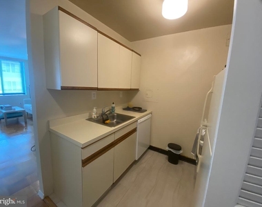 2030 F Street Nw - Photo Thumbnail 6
