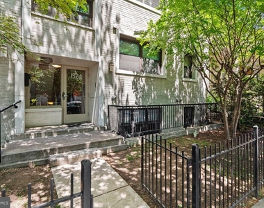 1524 Independence Avenue Se - Photo Thumbnail 2