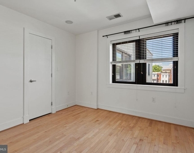1524 Independence Avenue Se - Photo Thumbnail 16
