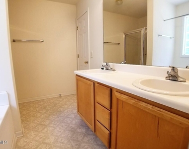 2100 Ramsgate Street - Photo Thumbnail 10