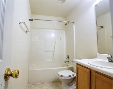 2100 Ramsgate Street - Photo Thumbnail 7