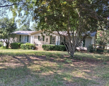 20 Rus Drive - Photo Thumbnail 2