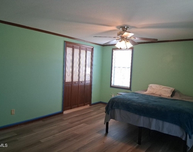 20 Rus Drive - Photo Thumbnail 12
