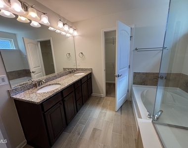 1009 Magnolia Blossom Lane - Photo Thumbnail 76