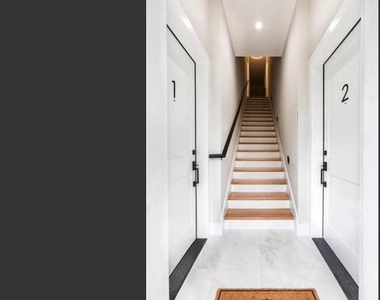 1420 Staples Street Ne - Photo Thumbnail 21