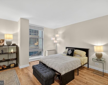 1260 21st Street Nw - Photo Thumbnail 8