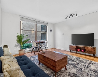 1260 21st Street Nw - Photo Thumbnail 11
