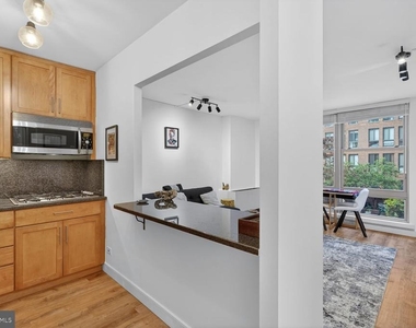 1260 21st Street Nw - Photo Thumbnail 3