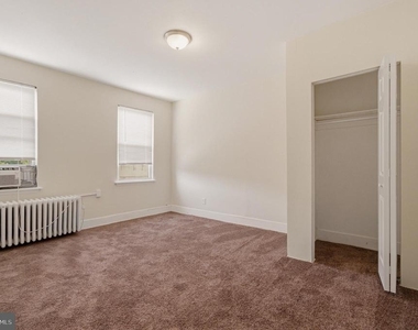 1616 Good Hope Road Se - Photo Thumbnail 11