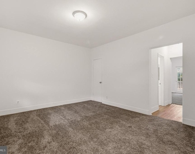 1616 Good Hope Road Se - Photo Thumbnail 3
