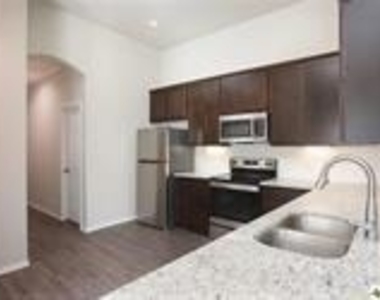 3428 Scott Cir - Photo Thumbnail 4