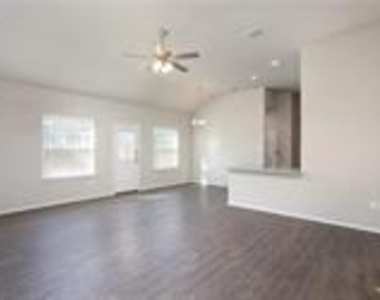 3428 Scott Cir - Photo Thumbnail 5