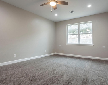 2718 Leslie Ln - Photo Thumbnail 16