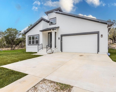 2718 Leslie Ln - Photo Thumbnail 1