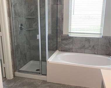 162 Andross Ln - Photo Thumbnail 7