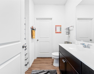 6009 Jagger Ave - Photo Thumbnail 16