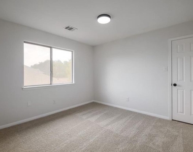1831 Chino Valley Trl - Photo Thumbnail 22