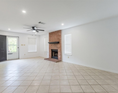 8506 Bisbee Ct - Photo Thumbnail 1