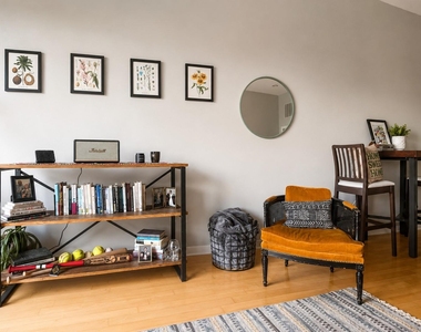 2931 E 12th St - Photo Thumbnail 2