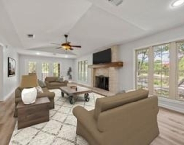 1100 Chapparal Dr - Photo Thumbnail 4