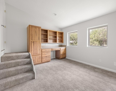 1100 Chapparal Dr - Photo Thumbnail 14