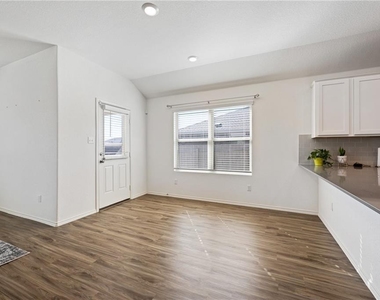 21317 Wilmiller Ln - Photo Thumbnail 9