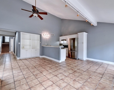 31 Marina Cir - Photo Thumbnail 7