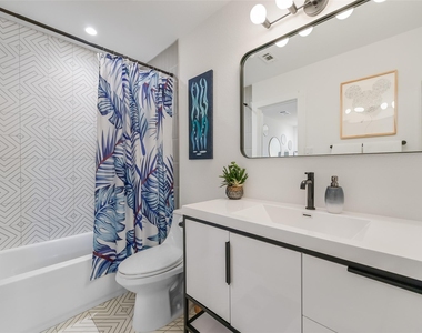1219 Hollow Creek - Photo Thumbnail 9