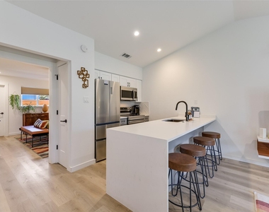 1219 Hollow Creek - Photo Thumbnail 5