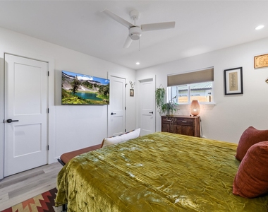 1219 Hollow Creek - Photo Thumbnail 7