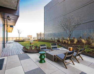 48 East Ave - Photo Thumbnail 22