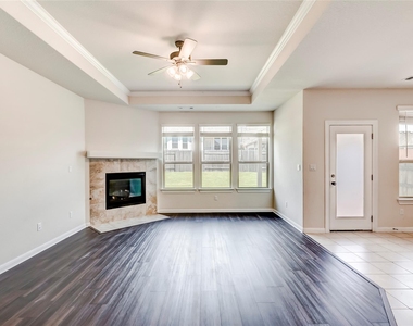 10404 Choctaw Print Way - Photo Thumbnail 5