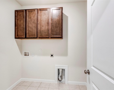 10404 Choctaw Print Way - Photo Thumbnail 31
