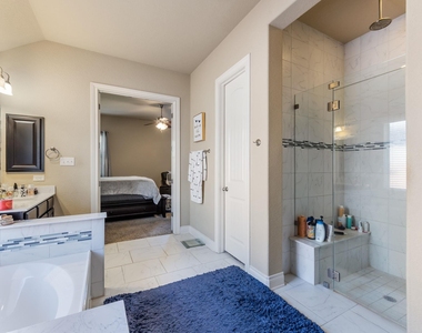 1063 Cedar Glen Dr - Photo Thumbnail 17