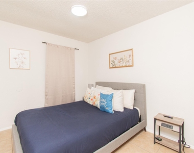 4405 Teri Rd - Photo Thumbnail 6