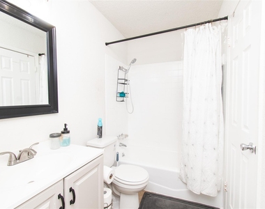 4405 Teri Rd - Photo Thumbnail 9
