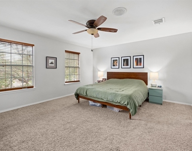 6630 Hillside Terrace Dr - Photo Thumbnail 11