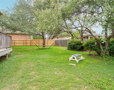 6630 Hillside Terrace Dr - Photo Thumbnail 26