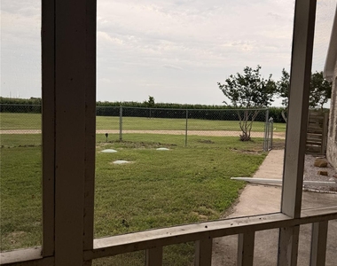 5600 Fm 1466 - Photo Thumbnail 42