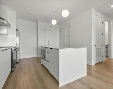 1701 Simond Ave - Photo Thumbnail 8
