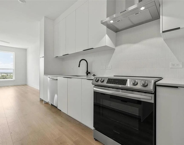1701 Simond Ave - Photo Thumbnail 13