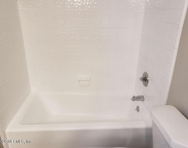926 Cesery Terrace - Photo Thumbnail 18
