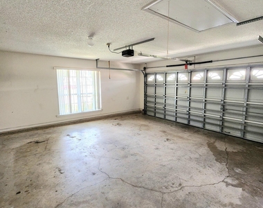 7485 Cliff Cottage Drive - Photo Thumbnail 10