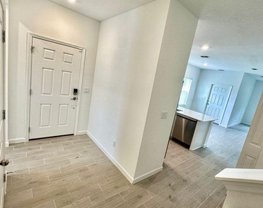 380 Belfort Court - Photo Thumbnail 4