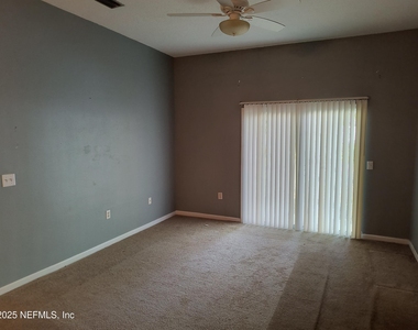 6112 Maggies Circle - Photo Thumbnail 5