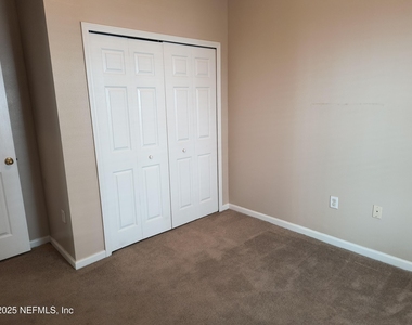 6112 Maggies Circle - Photo Thumbnail 13