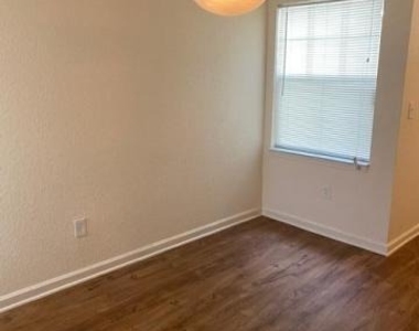 8550 Argyle Business Loop - Photo Thumbnail 3