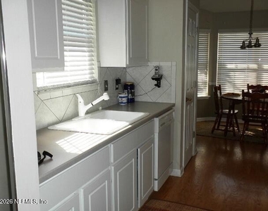 140 Afton Lane - Photo Thumbnail 4