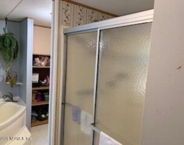 115 Greer Lane - Photo Thumbnail 10