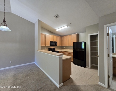 575 Oakleaf Plantation Parkway - Photo Thumbnail 5